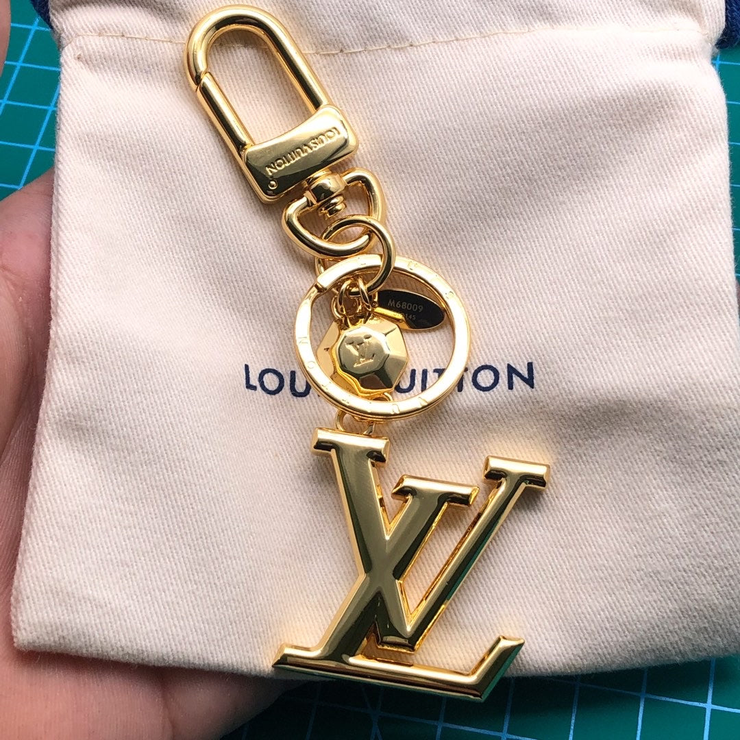 Luxina Solid Keychain pre order