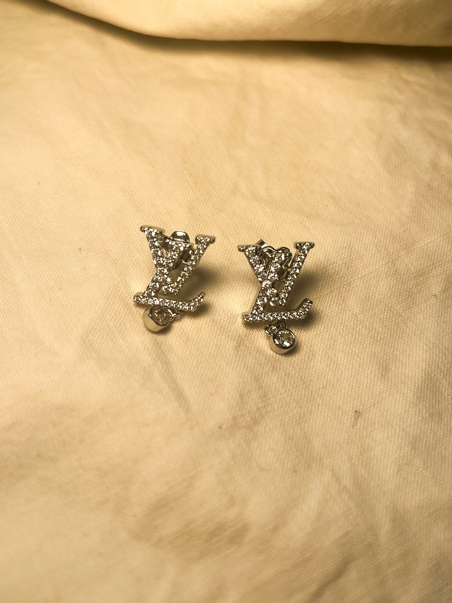 Luxina Opail Studs