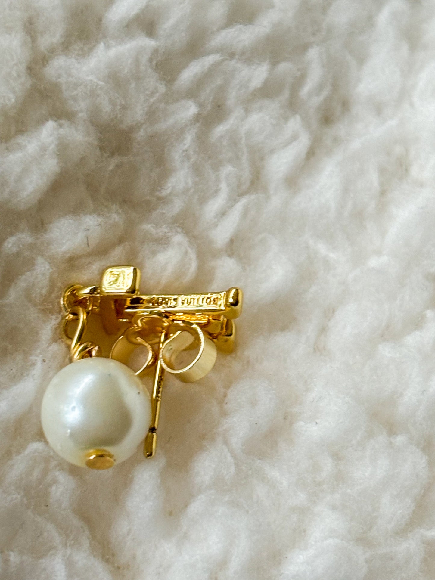 Luxina Pearl Studs