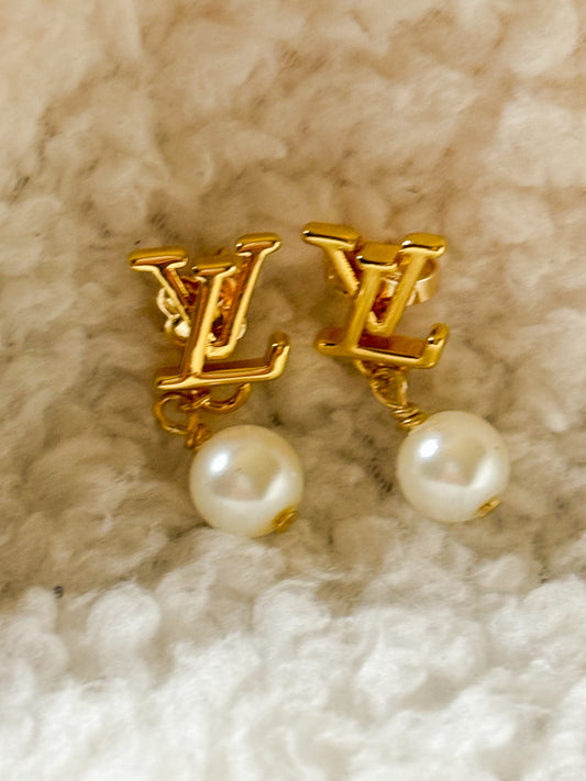 Luxina Pearl Studs