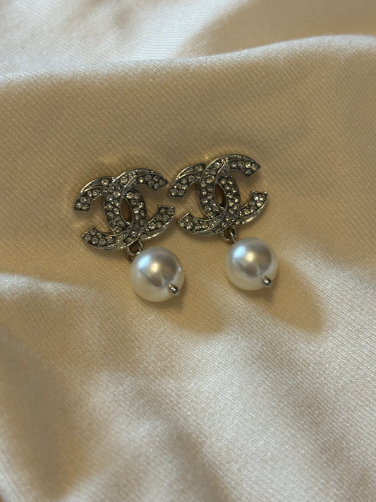 Santina Pearl Studs