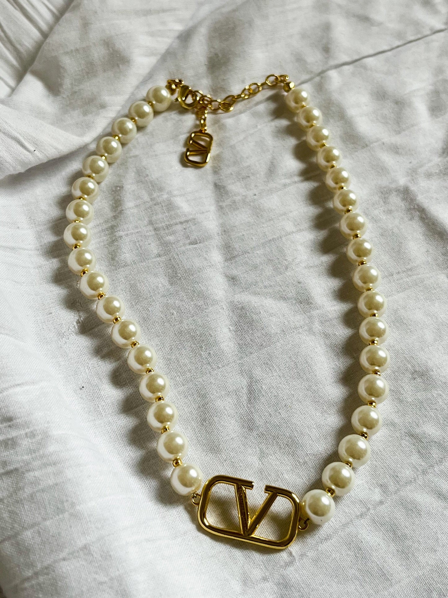 Tina Pearl Necklace